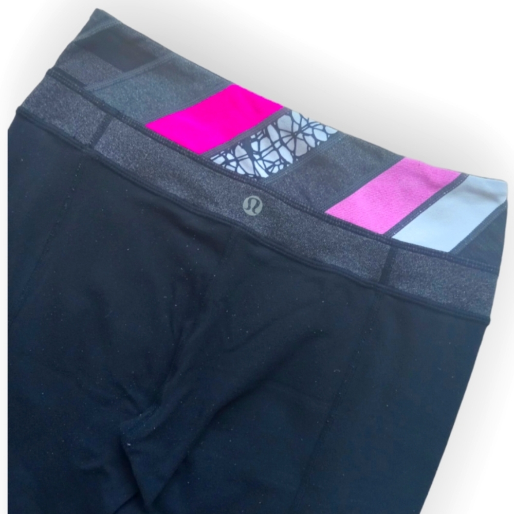 Lululemon yoga straight legged leggings diagonal waist pink accent sz 4